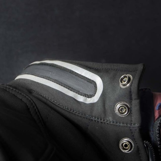 Chaqueta moto invierno cafe racer hombre style man detalle reflectante